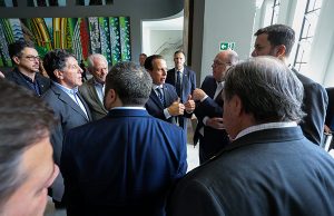 Governador volta atrás e diz que fechamento de shopping centers não é ‘determinação’ e, sim, ‘recomendação’