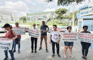 Avama protesta contra demissão e atendimento no Hospital Veterinário de Osasco