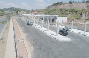 Secretaria de Obras prepara estrutura para cobrir terminal de ônibus na Fazendinha