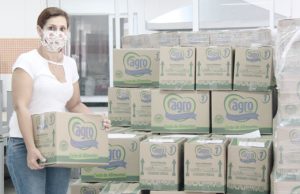 Pais de alunos de Barueri já recebem terceira cesta com itens da merenda