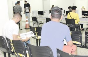 Centro Administrativo da Prefeitura de Carapicuíba retoma atendimento presencial à população
