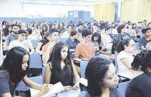 Curso preparatório para o Enem tem 500 vagas gratuitas em Itapevi