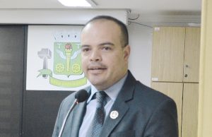 Ricardo propõe criação de auxílio emergencial a taxistas e transportadores escolares