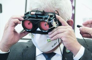 Marcos Pontes visita e conhece projetos tecnológicos em Barueri