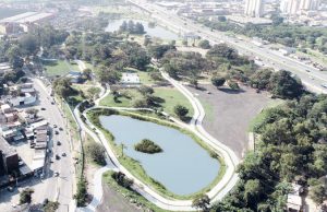 Parque dos Paturis recebe cercamento e será entregue à população neste sábado