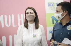 Rogério Lins participa de inauguração de comitê e assume compromissos com público feminino