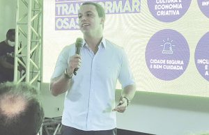 Lins apresenta programa de eventual novo governo com propostas da população