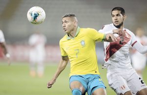 Líder das eliminatórias rumo à Copa 22, Brasil recebe a Venezuela