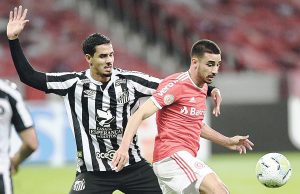 Santos recebe o líder Inter em 21ª rodada do Brasileirão