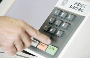 Desvendando a urna eletrônica