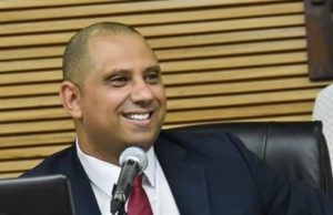 Tonho prefeito de Santana de Parnaíba. Vitória de quem?