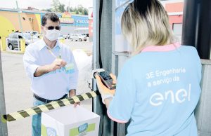 Programa Ecoenel concede desconto na conta de energia em troca de materiais recicláveis em Carapicuíba