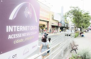 Barueri expande internet grátis com sinal chegando também aos conjuntos habitacionais