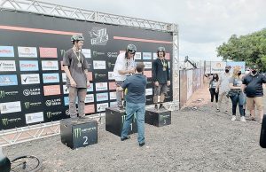 Leandro Overall mantém coroa do Superbmx por 0,33 pontos