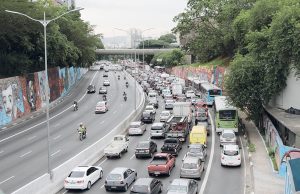 Sem cobrança do DPVAT, Estado começa a receber IPVA em SP