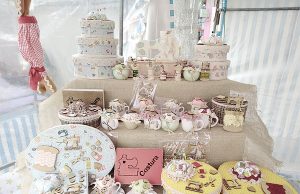 Feira de Arte e Artesanato volta a ser promovida com público em Barueri
