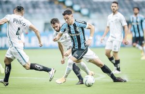 A quatro rodadas do final da temporada, líderes e ameaçados levam calculadora à beira do gramado