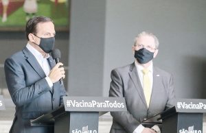 Governo redefine Plano SP e livra região da fase vermelha aos finais de semana