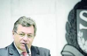 Emidio pede para o Estado providenciar conserto de tomógrafo do Hospital Geral de Itapevi