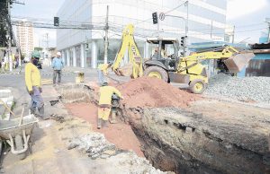 Reformulação do Calçadão de Osasco desenvolve obras no sistema de drenagem das águas pluviais