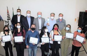 Educação de Barueri recebe premiação por número de certificações do Google For Education