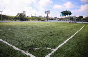 Campo do Escrefo ganha gramado sintético e luminárias de led