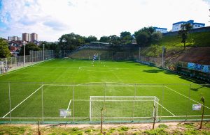 Reforma de praça de esportes homenageia Ni da Pizzaria