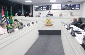 Câmaras municipais retomam sessões legislativas a partir da próxima semana