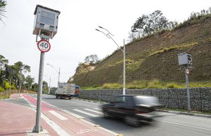 Novos radares e lombadas eletrônicas já estão operando em vias de Itapevi