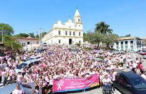 Abertura da Campanha Outubro Rosa em Santana de Parnaíba terá caminhada pelas ruas do Centro Histórico