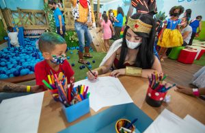 Com diversos espaços e cenários, brinquedoteca de Itapevi foi inaugurada na região central