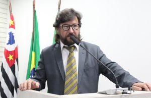 PL aprovado pretende transformar estudantes em agentes ambientais mirins