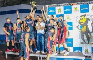 Brothers, Jandira e Marília levantam troféus em Carapicuíba