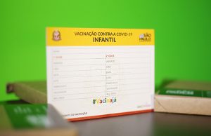 Governo de São Paulo afirma já ter 1 milhão de carteirinhas para vacinação infantil contra a Covid-19
