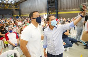 Rogério Lins recebe deputado federal Marcos Pereira