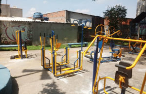 Jandira inaugura e renova academias ao ar livre