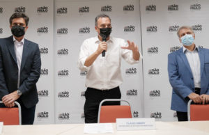 Osasco assina convênio com Habitação do Estado para unificar cadastro de informações