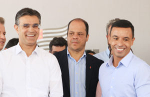 Ribamar Aproveita presença do governo do Estado para estreitar laços políticos na região