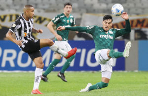 Clássico na Arena Palestra vale a ponta do Brasileirão 2022