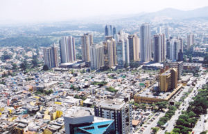 Estudo aponta que região Oeste perdeu mais de 7 mil empresas no último ano