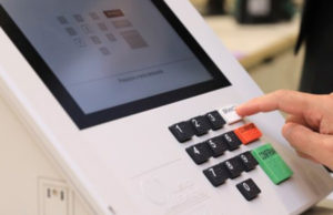 Urna eletrônica: protagonismo inesperado