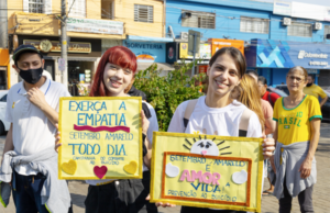 Ações pelo Setembro Amarelo em Jandira começam com caminhada pela região central