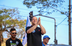Em carreata, Ribamar Silva impulsiona reta final da campanha visando uma vaga no Congresso Nacional