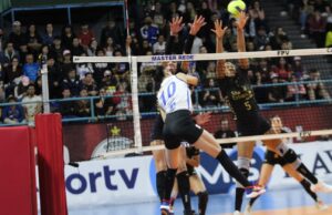 Vôlei de Osasco cai em casa e só vai à final se vencer duas vezes, na Capital