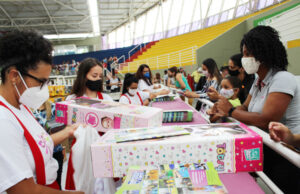 Secretaria divulga datas e procedimentos para retirada dos brinquedos de Natal em Barueri