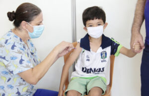 Diante da ampliação de novos casos, Saúde de Barueri reforça recomendação da vacina contra meningite