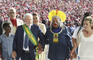 Presidente e novos governadores assumem seus postos