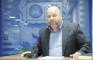 Fábio Betera pede implantação de transporte escolar gratuito em Jandira