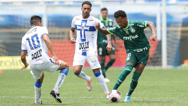 Palmeiras faz 4 x 0 no Água Santa e é campeão do Paulistão