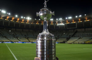 Brasil começa busca por dois troféus continentais com 14 clubes